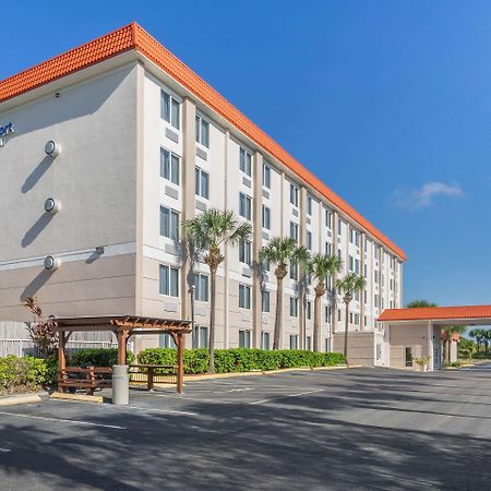 Comfort Inn St Petersburg North Εξωτερικό φωτογραφία
