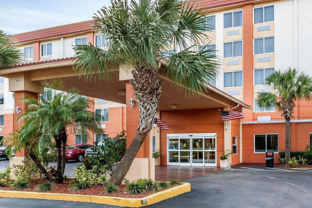 Comfort Inn St Petersburg North Εξωτερικό φωτογραφία