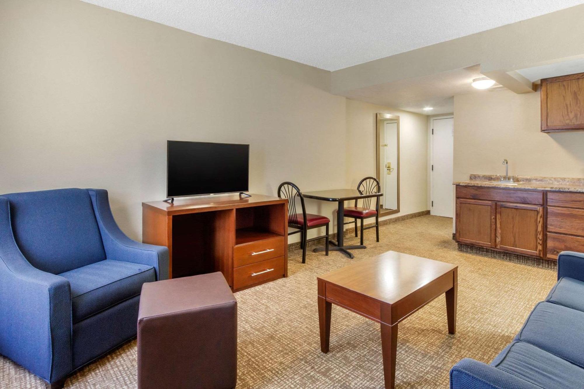 Comfort Inn St Petersburg North Εξωτερικό φωτογραφία