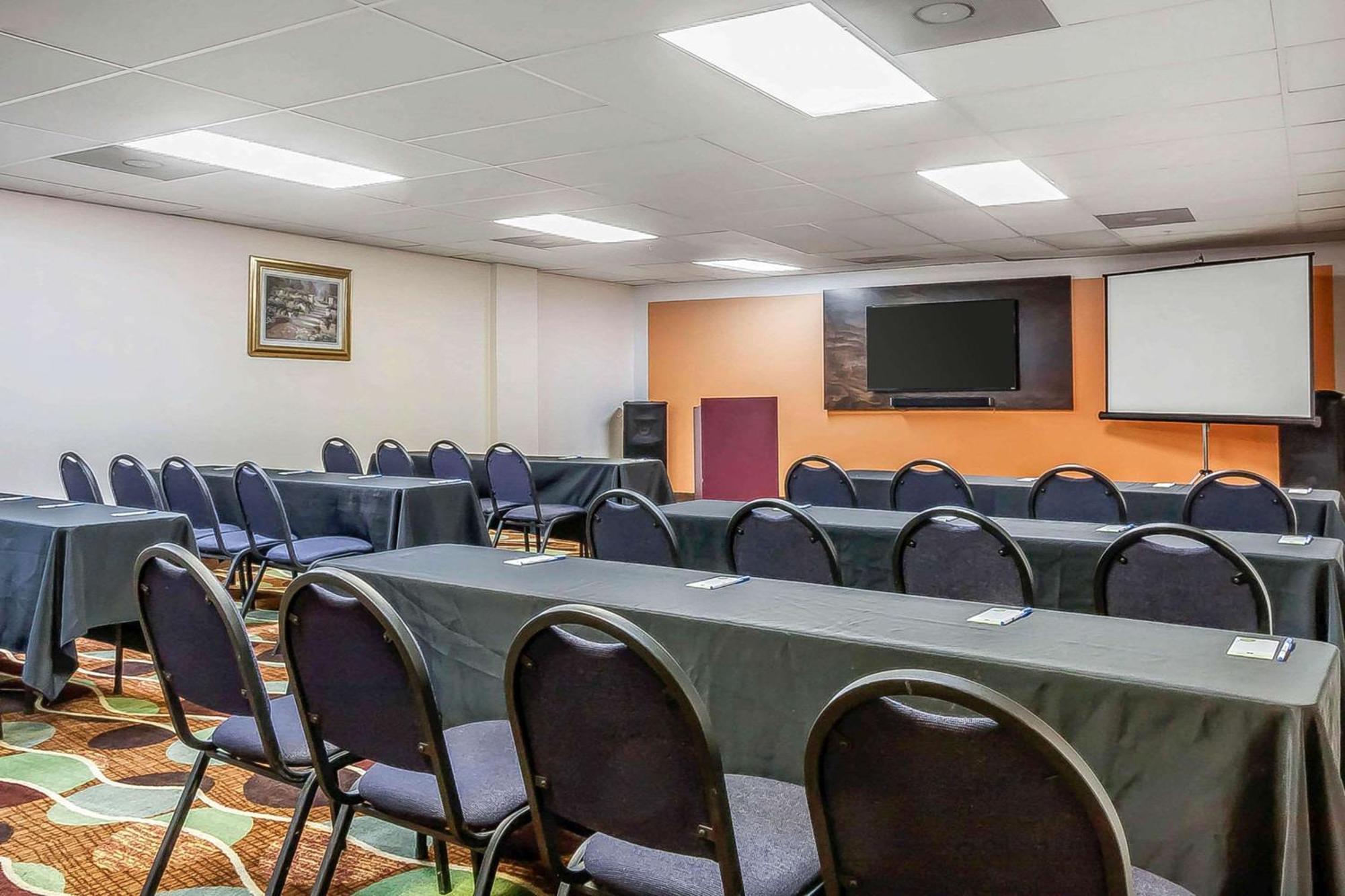 Comfort Inn St Petersburg North Εξωτερικό φωτογραφία